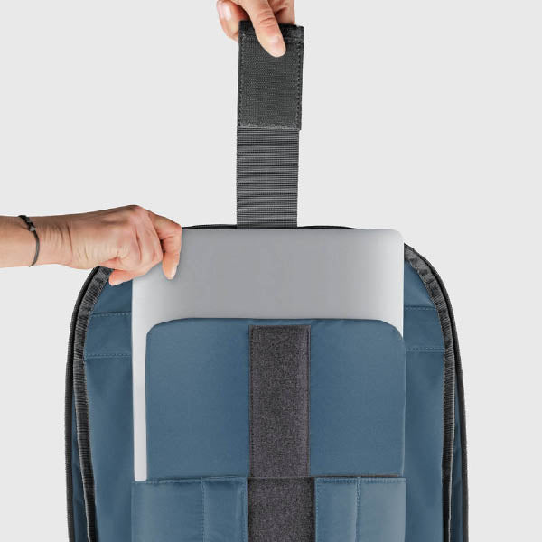 AKRA & VAGA WITH PACKING CUBES, WASHBAG & SHOEBAG