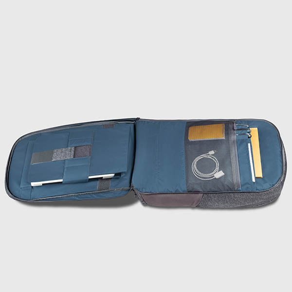 AKRA & VAGA WITH PACKING CUBES, WASHBAG & SHOEBAG